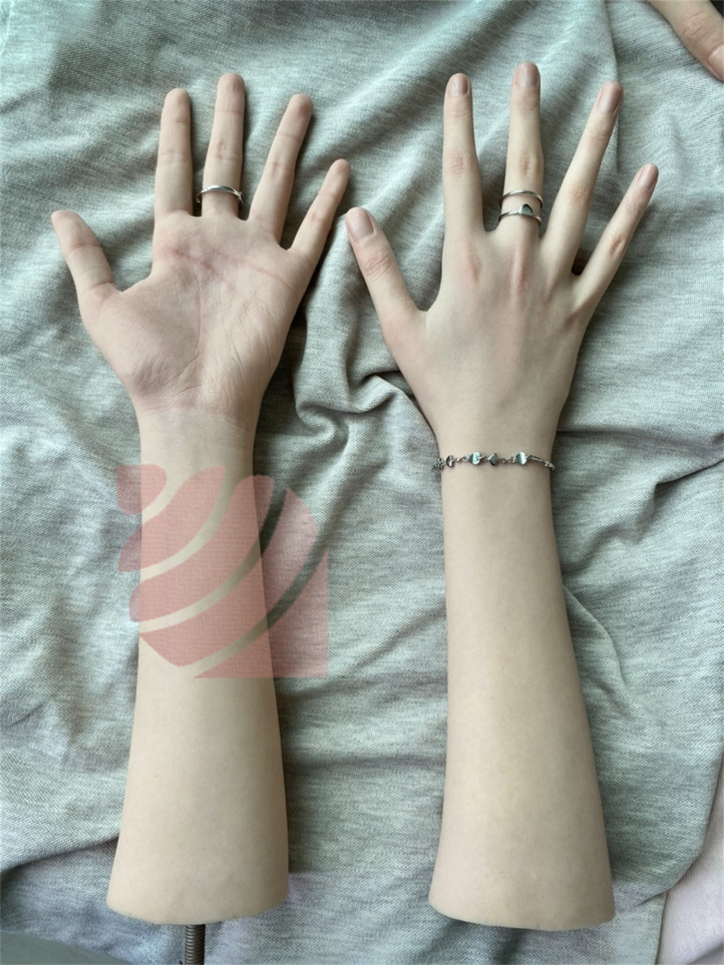 【AL-SZ002】Simulation Silicone Hand Model Jewelry Product Shooting Fake Bracelet Chain Display Model Live Broadcast Props Ornaments